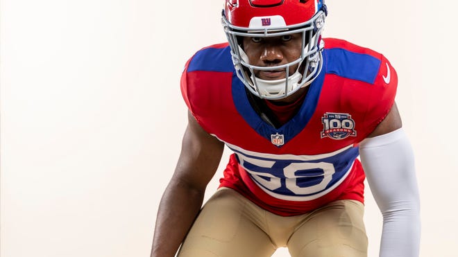 New York Giants juhlii 100-vuotispäivää retropaidoissa